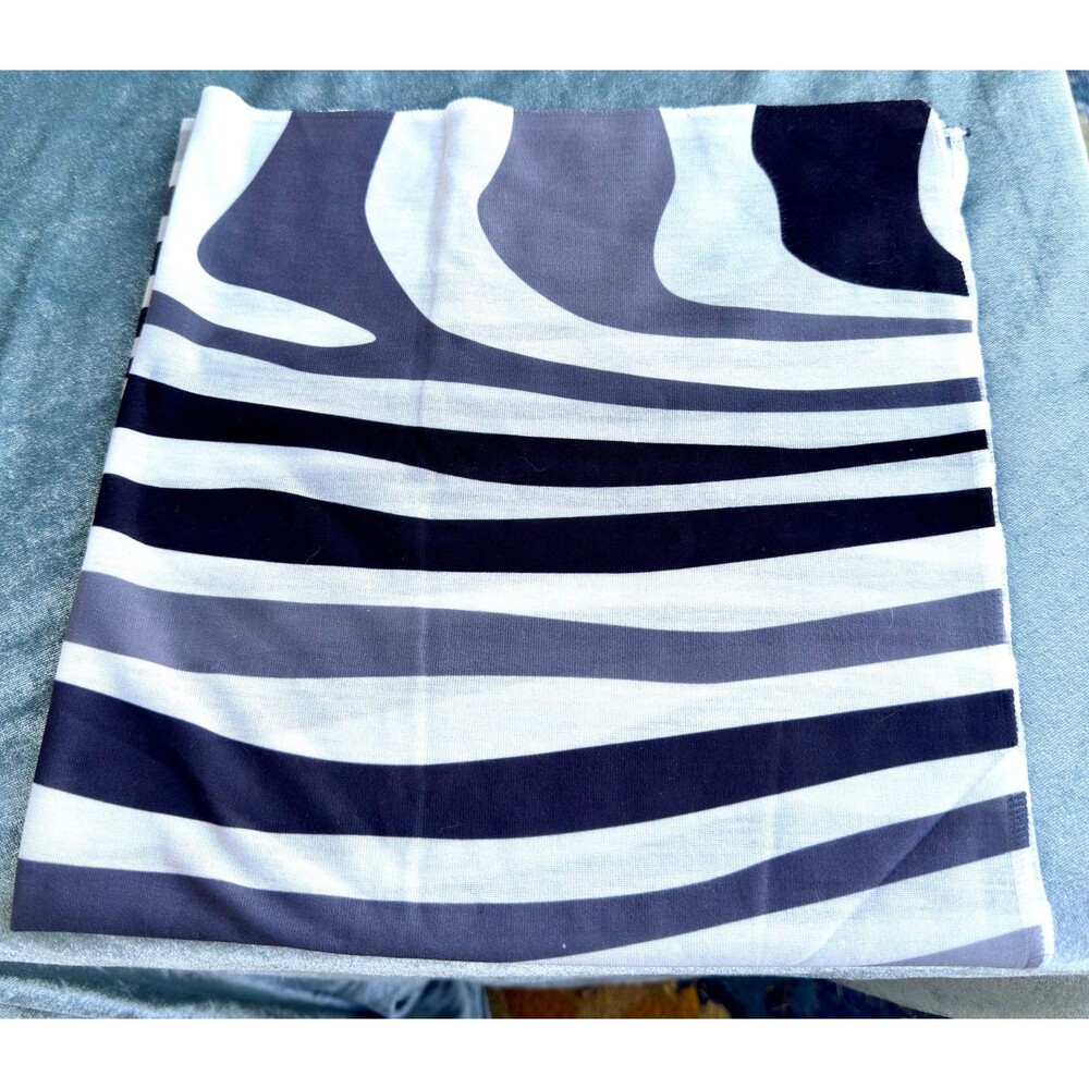 Zebra Print Bandana 22x22 Black Gray White New